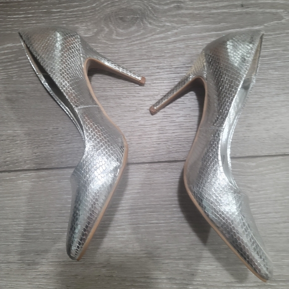 Snake skin stilettos - Picture 3 of 10